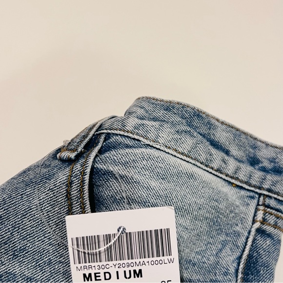 NWT Brandy Melville 90s Low Waist Denim Jean Bermuda Cut Off Shorts - Picture 5 of 14